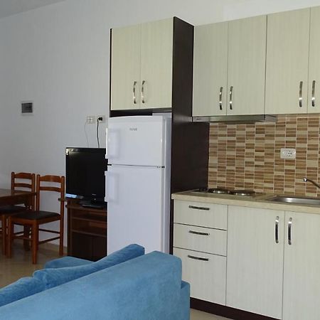 Hotel Arsenal Ksamil Buitenkant foto