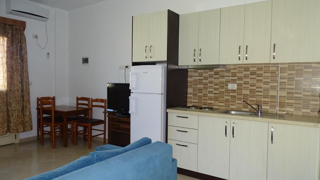 Hotel Arsenal Ksamil Buitenkant foto
