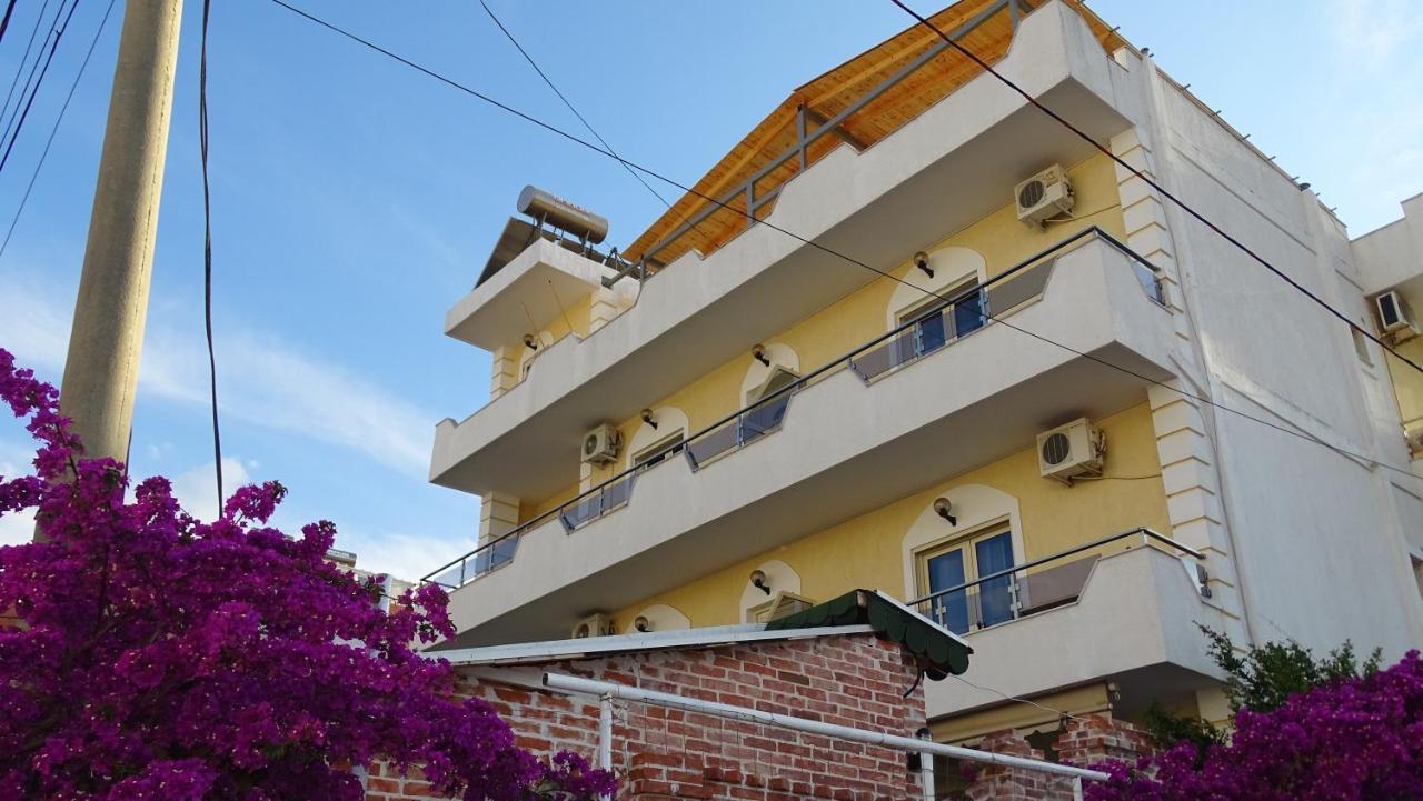 Hotel Arsenal Ksamil Buitenkant foto